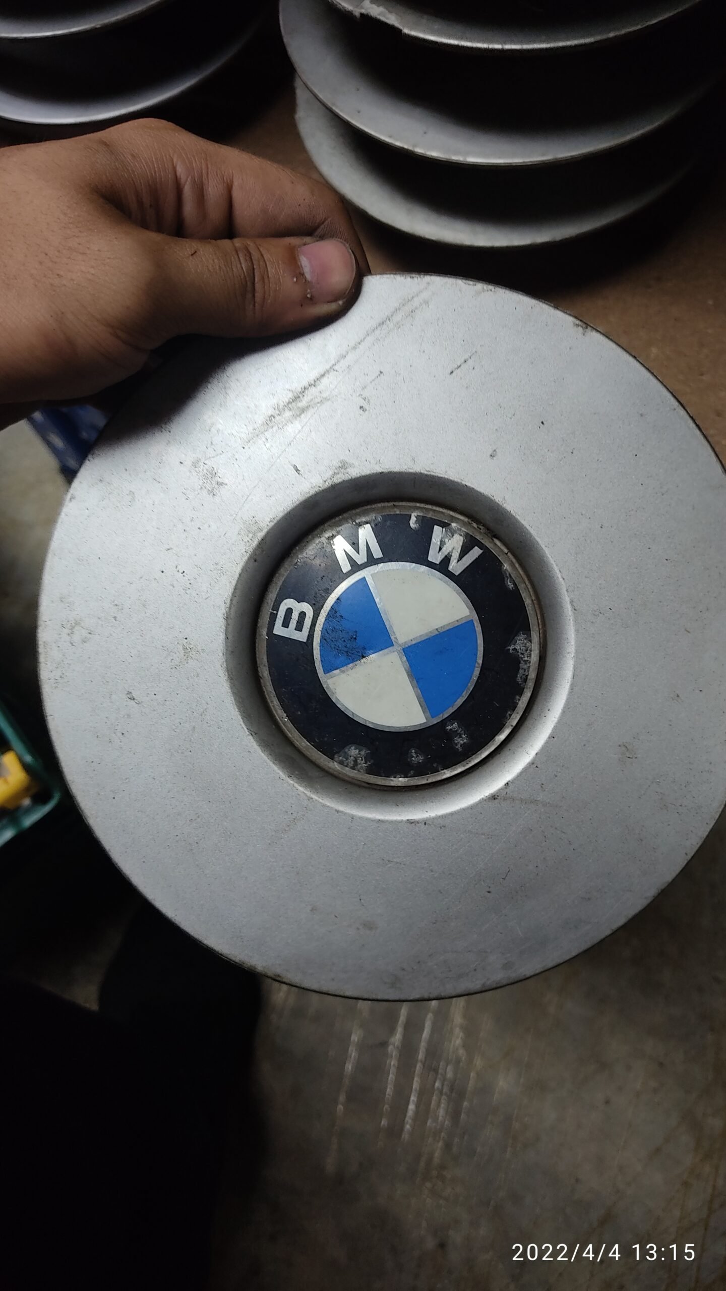Genuine BMW Wheel Center Cap Set With Chrome - OEM 36136850834 (2016-2023)